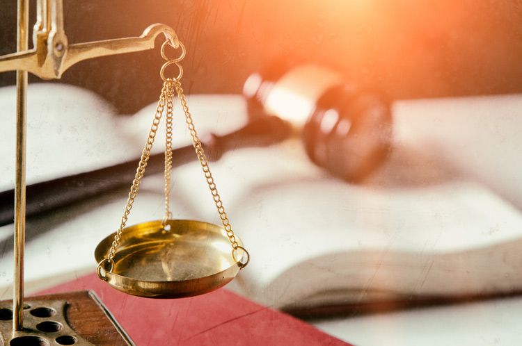 Courtroom scales litigation